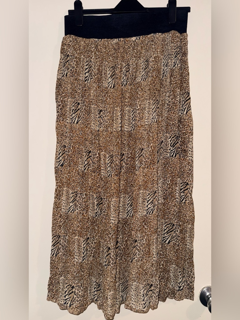 Brown Animal-Print Maxi Skirt with Elastic Waist